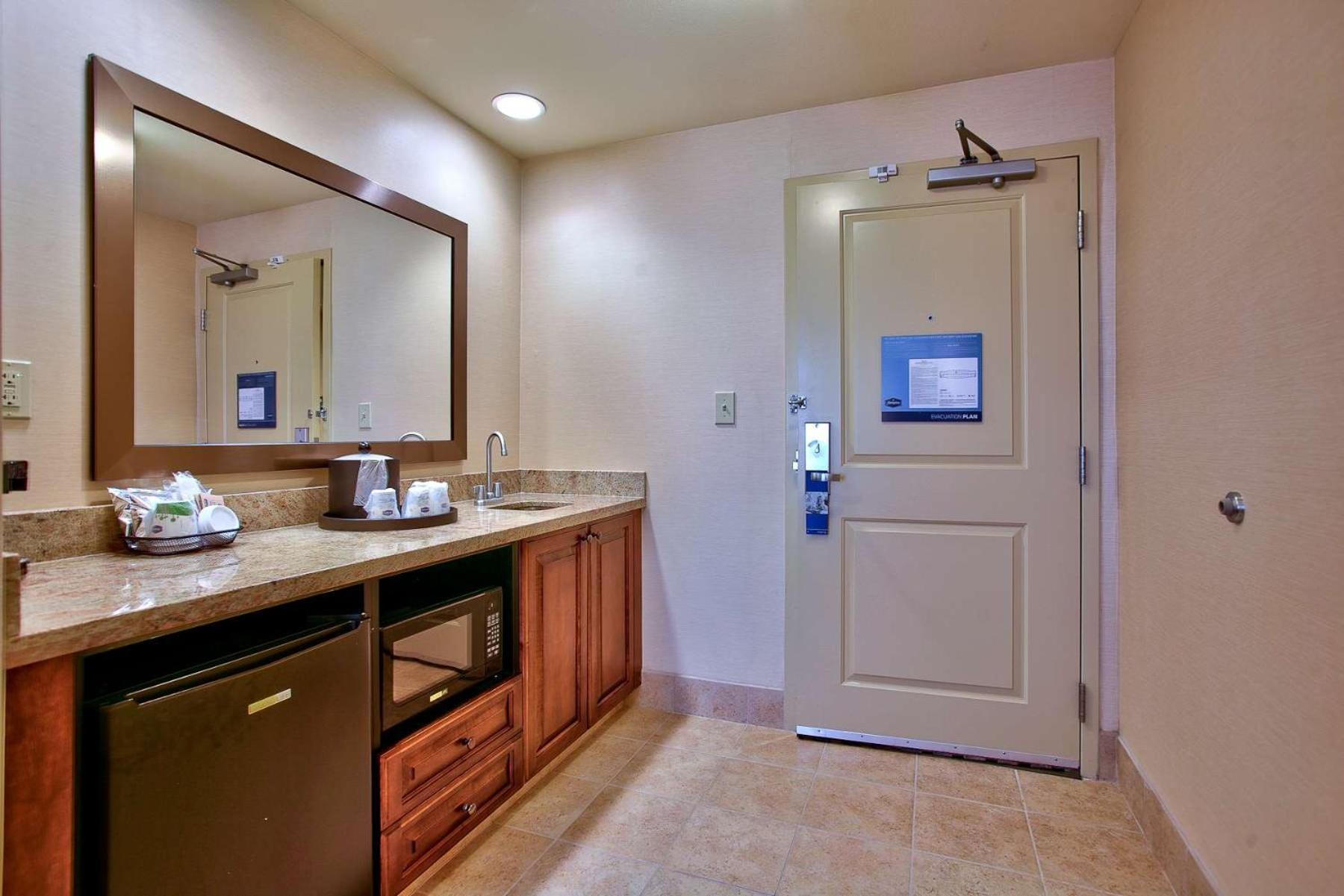 Hampton Inn & Suites Scottsdale At Talking Stick Εξωτερικό φωτογραφία